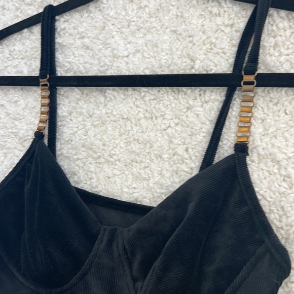 Black velvet bodysuit - Picture 4 of 5